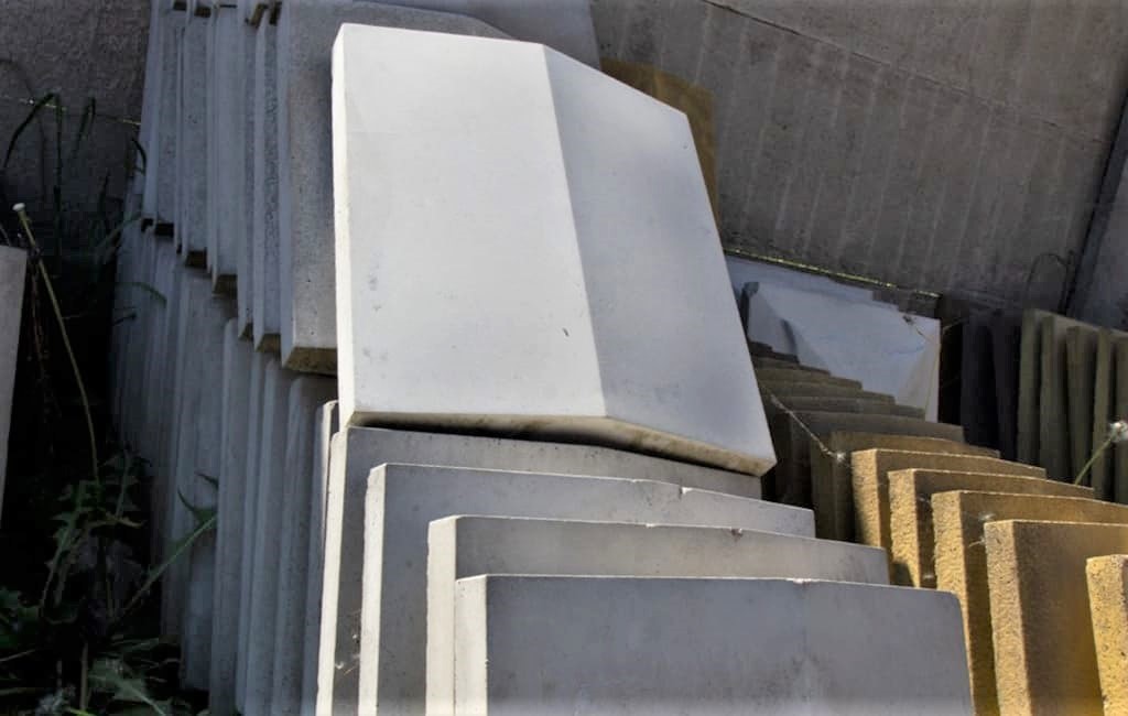 Крышки, колпаки для бетонных заборов и столбов в Барановичах Люксор